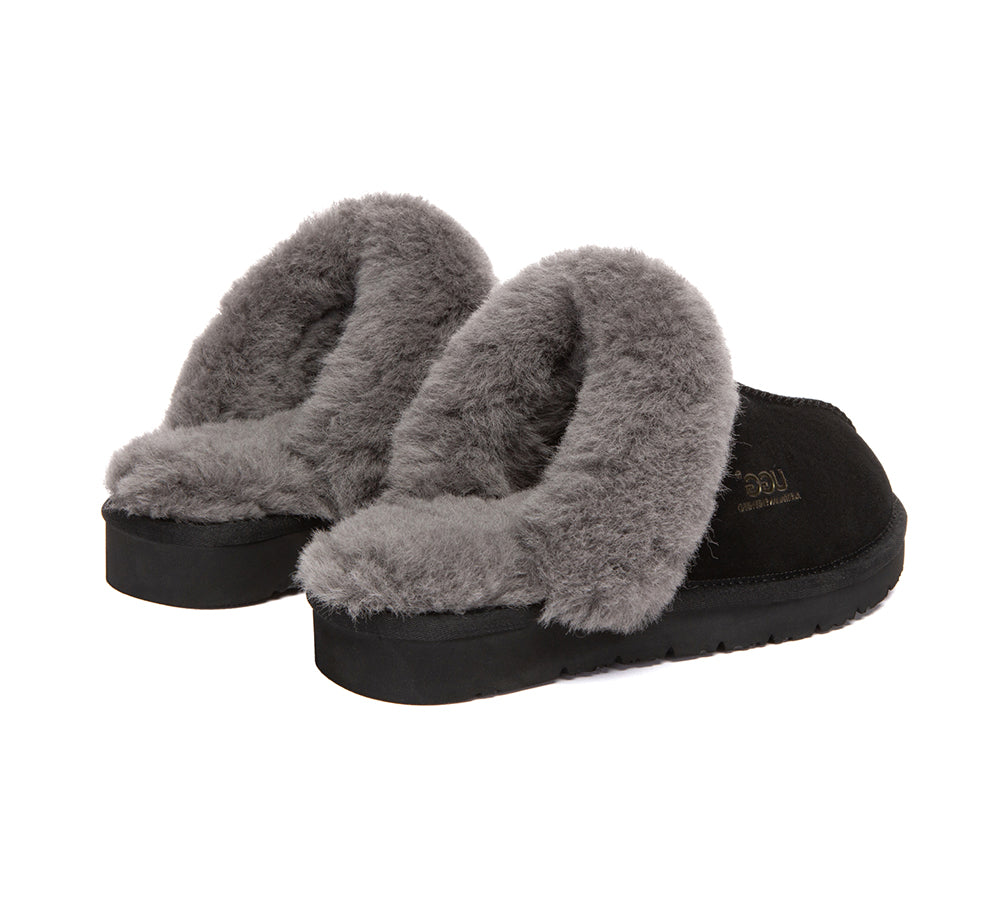 AUSTRALIAN SHEPHERD® Muffin Ugg Slippers