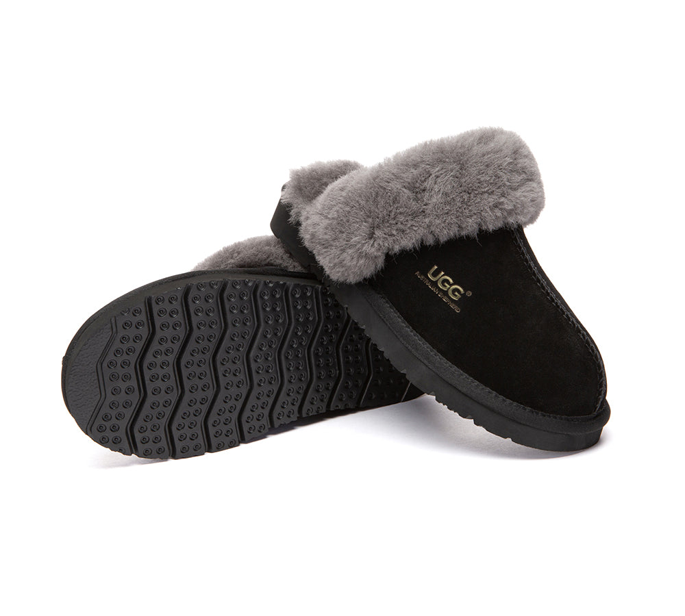 AUSTRALIAN SHEPHERD® Muffin Ugg Slippers