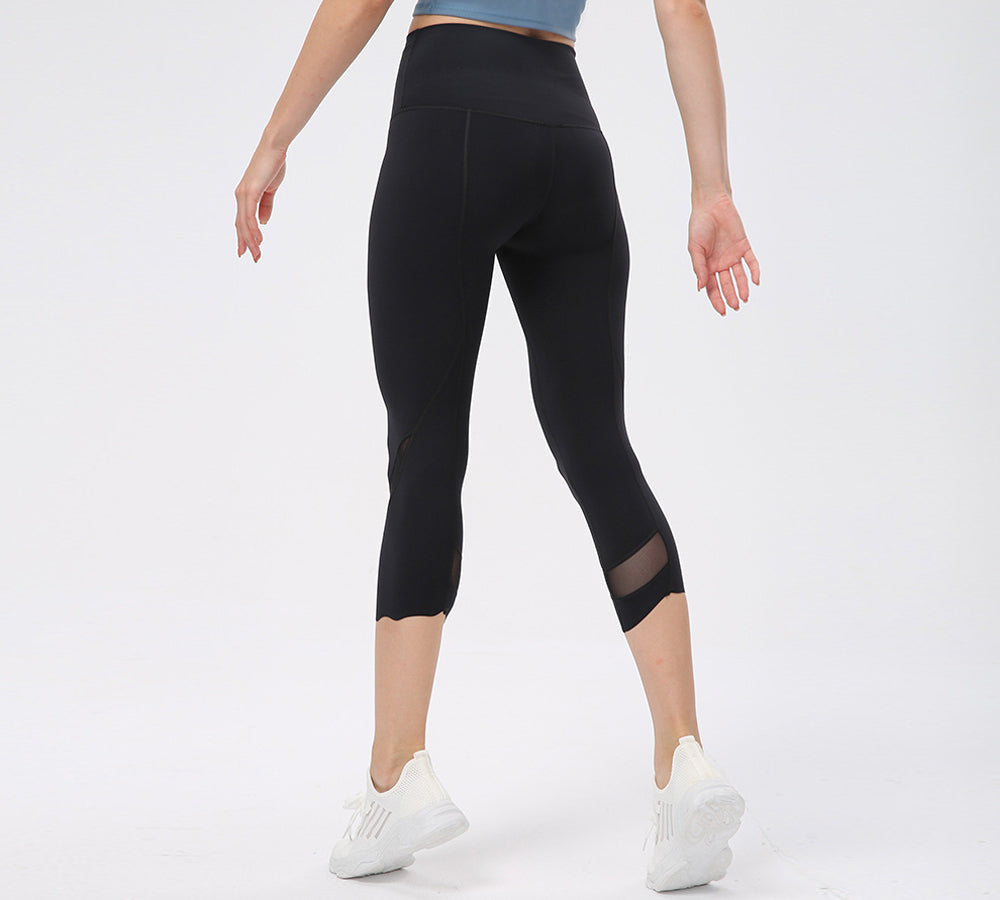 Apparel - High-Rise Scalloped Hem 7/8 Crop Flow Active Legging