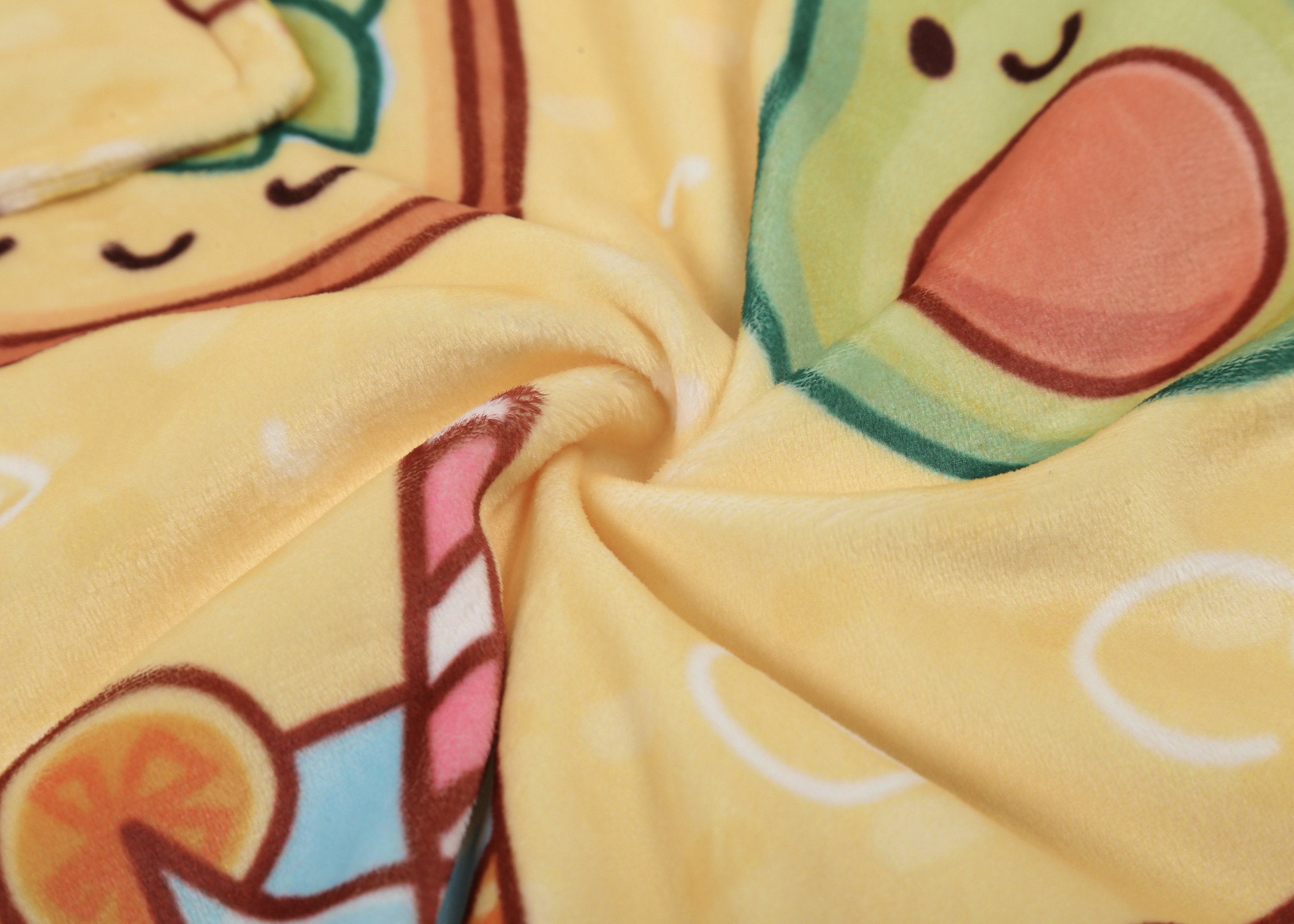 TARRAMARRA® Women and Men Reversible Hoodie Blanket Breakfast Print