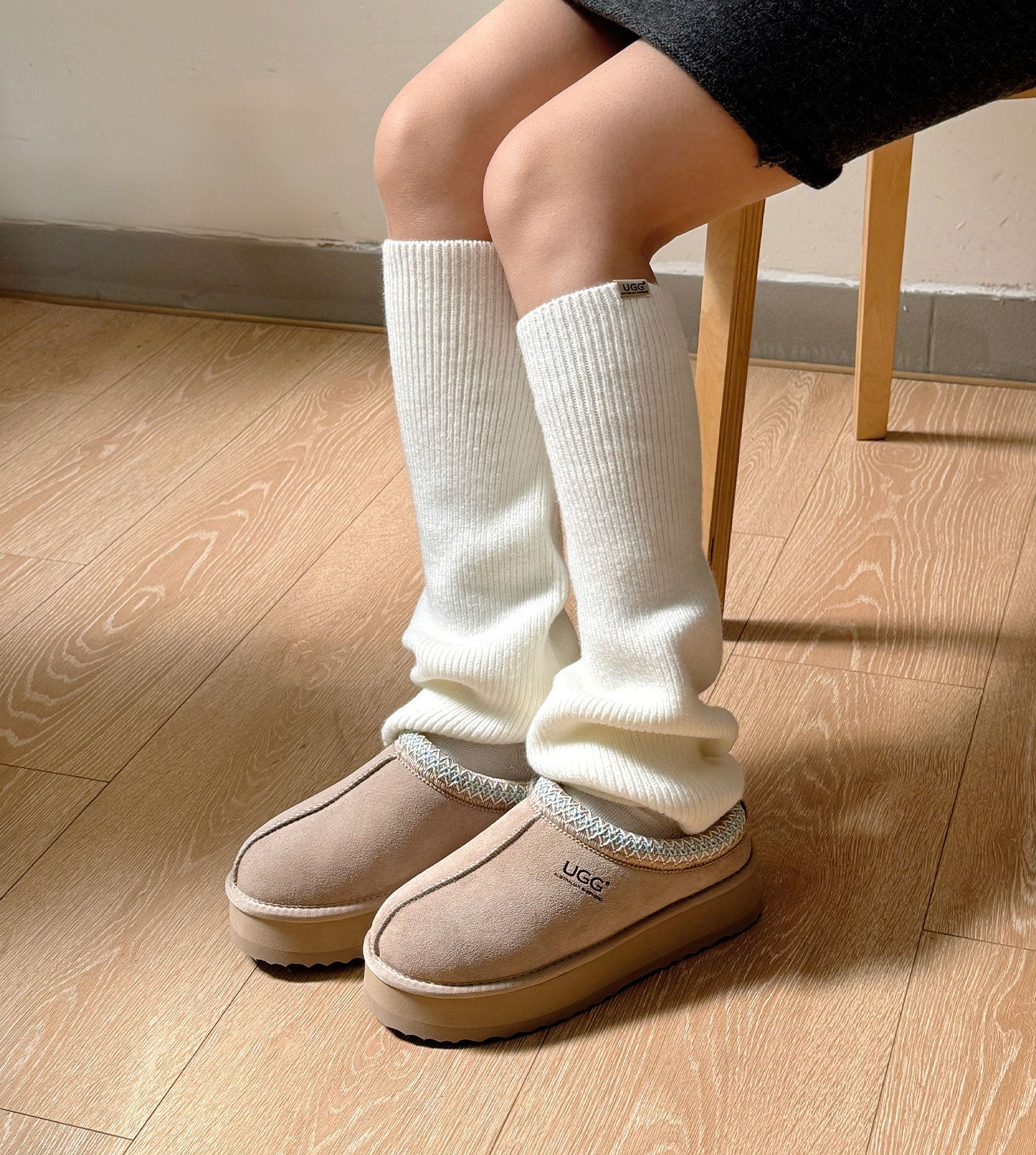 AUSTRALIAN SHEPHERD® Women Stretchy Knit Leg Warmers Slouch Socks