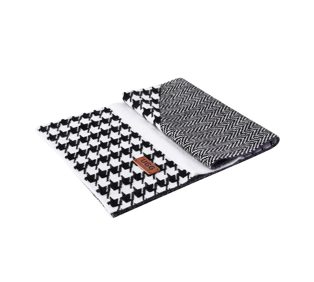 URBAN UGG® 100% Cashmere Houndstooth Ultra Soft Scarf Novelle