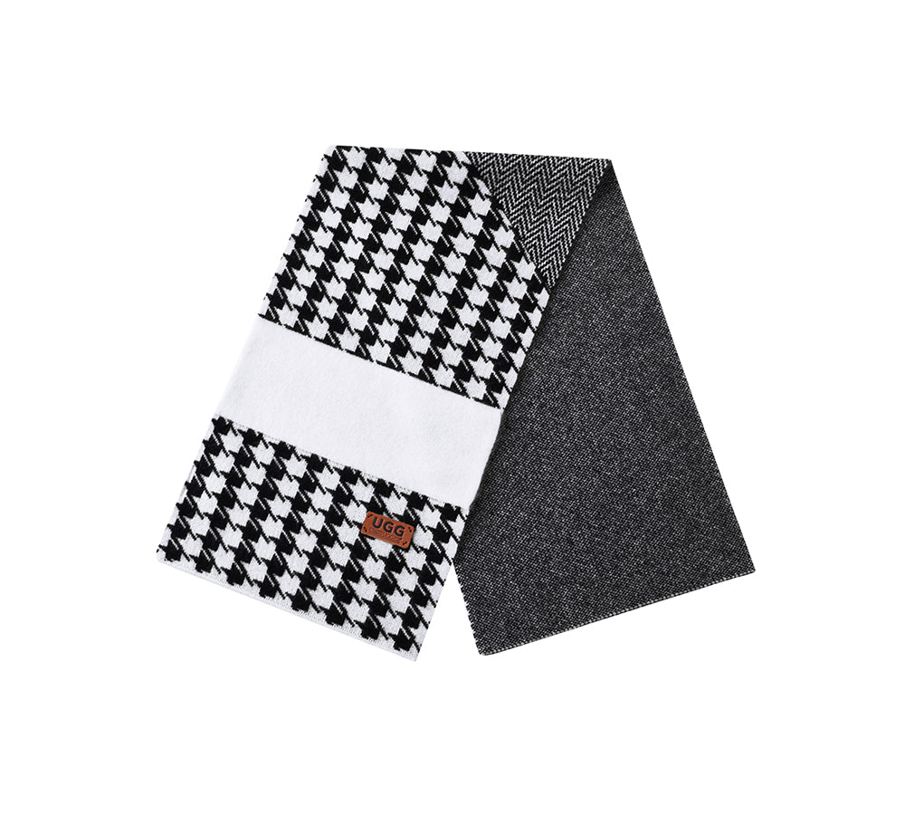 URBAN UGG® 100% Cashmere Houndstooth Ultra Soft Scarf Novelle