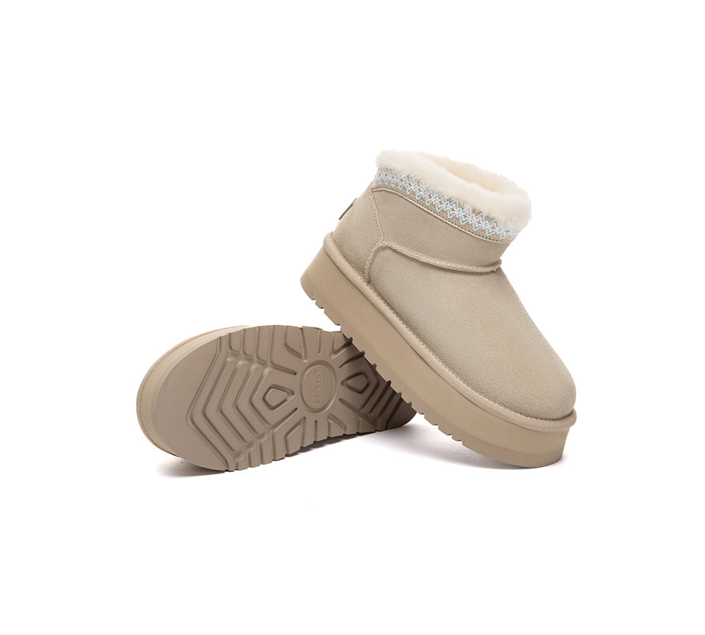 Liora UGG AUSTRALIAN SHEPHERD